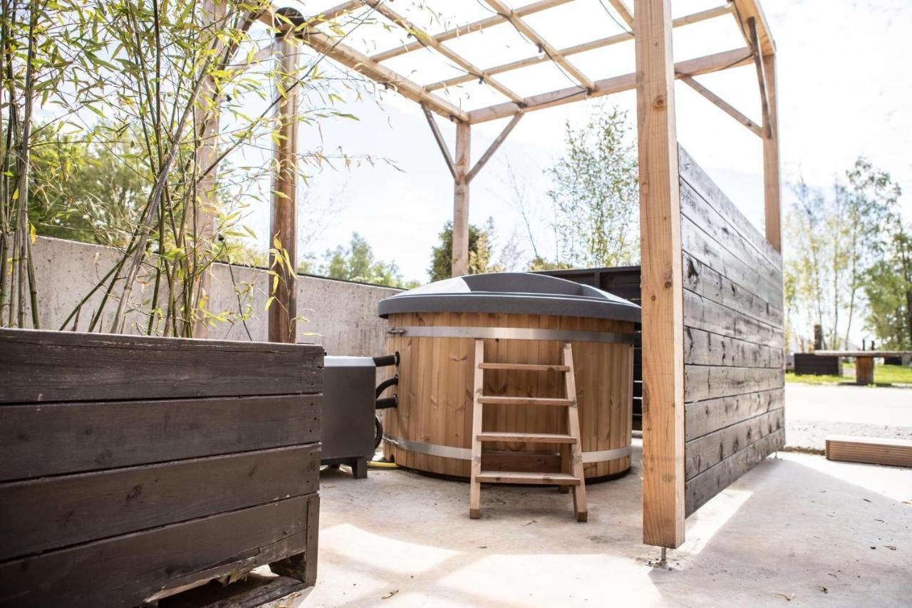Natuur Lodge Blesdijke ภายนอก รูปภาพ